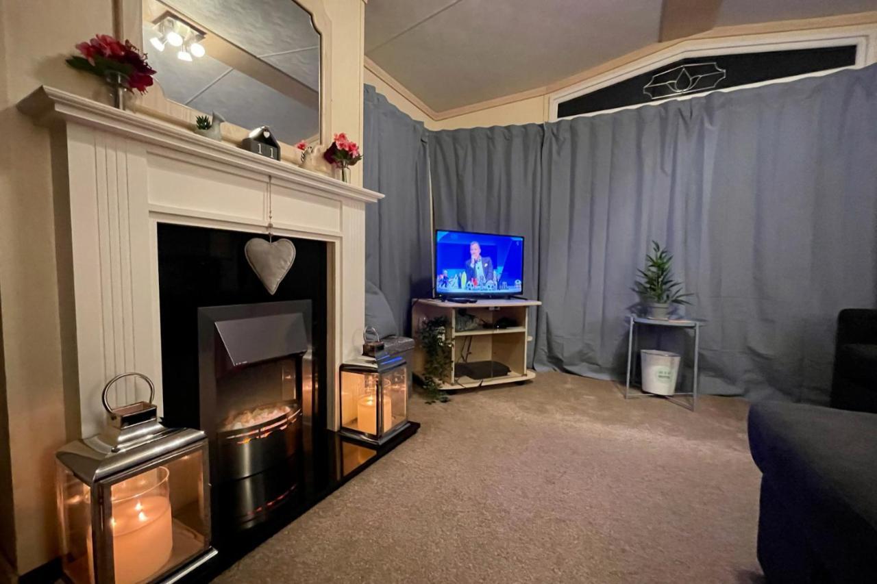 Modern Holiday Home #Skipsea Sands Static Hire Экстерьер фото